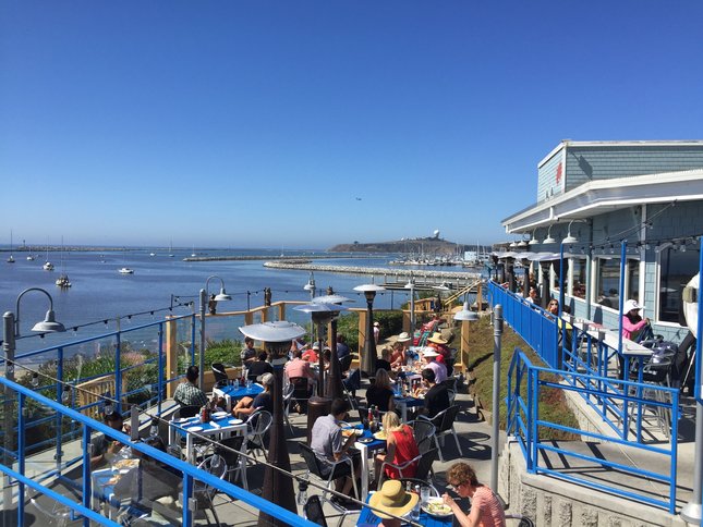 5 fab ways to play in Half Moon Bay includes Sam's Chowder House with outdoor patios and ocean view dining