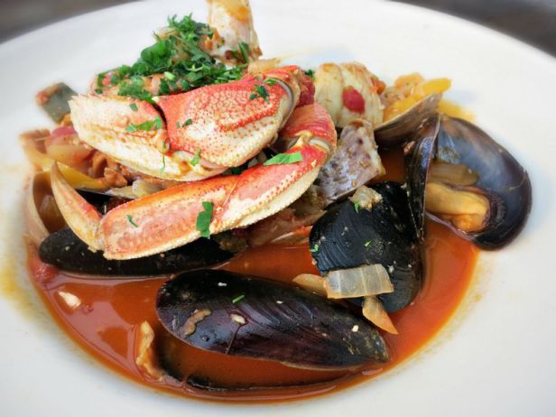 Food Network reviews Sam's as having Best Cioppino outside of San Francisco