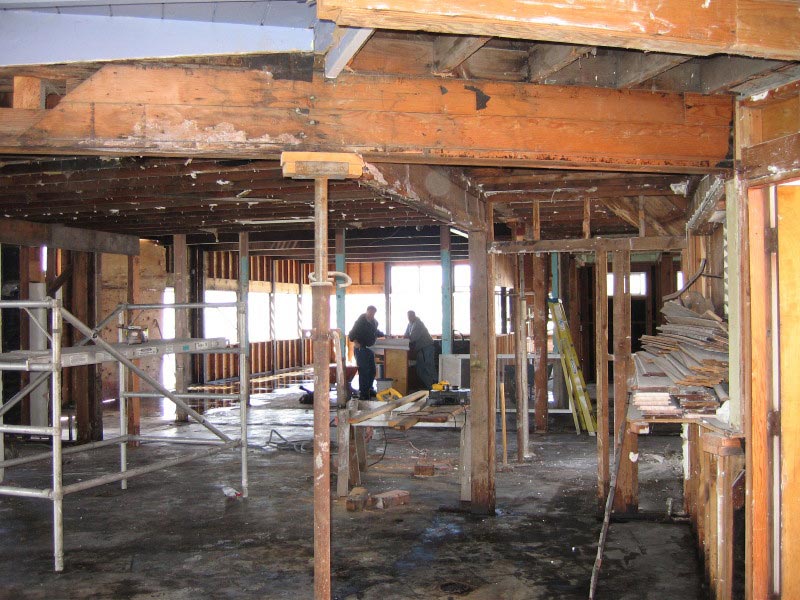 2006: Inside of the future Sam's Chowder House during construction