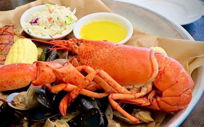 fresh sustainable seafood clambake for two