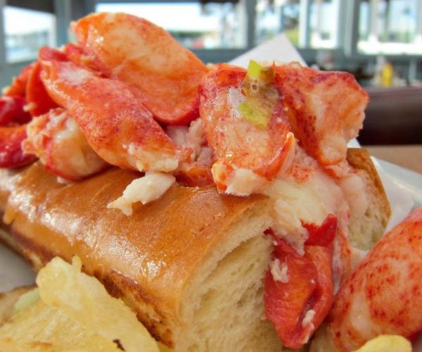 award-winning naked Maine lobster roll sandwich at Sam's Chowder House in Half Moon Bay