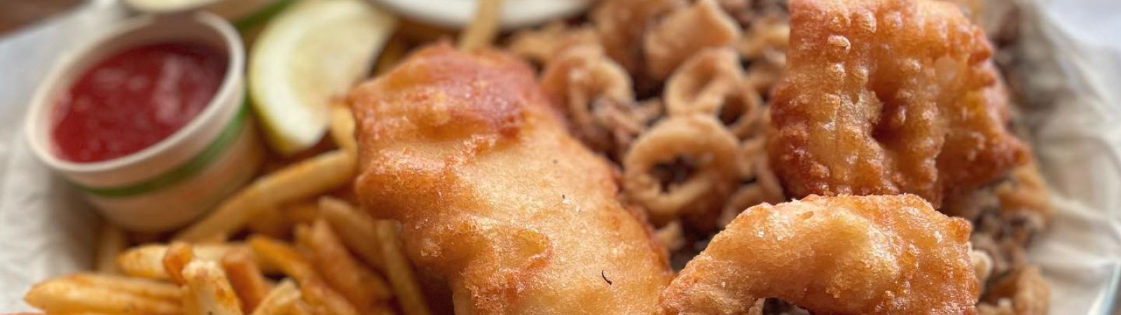 fried seafood combination platter